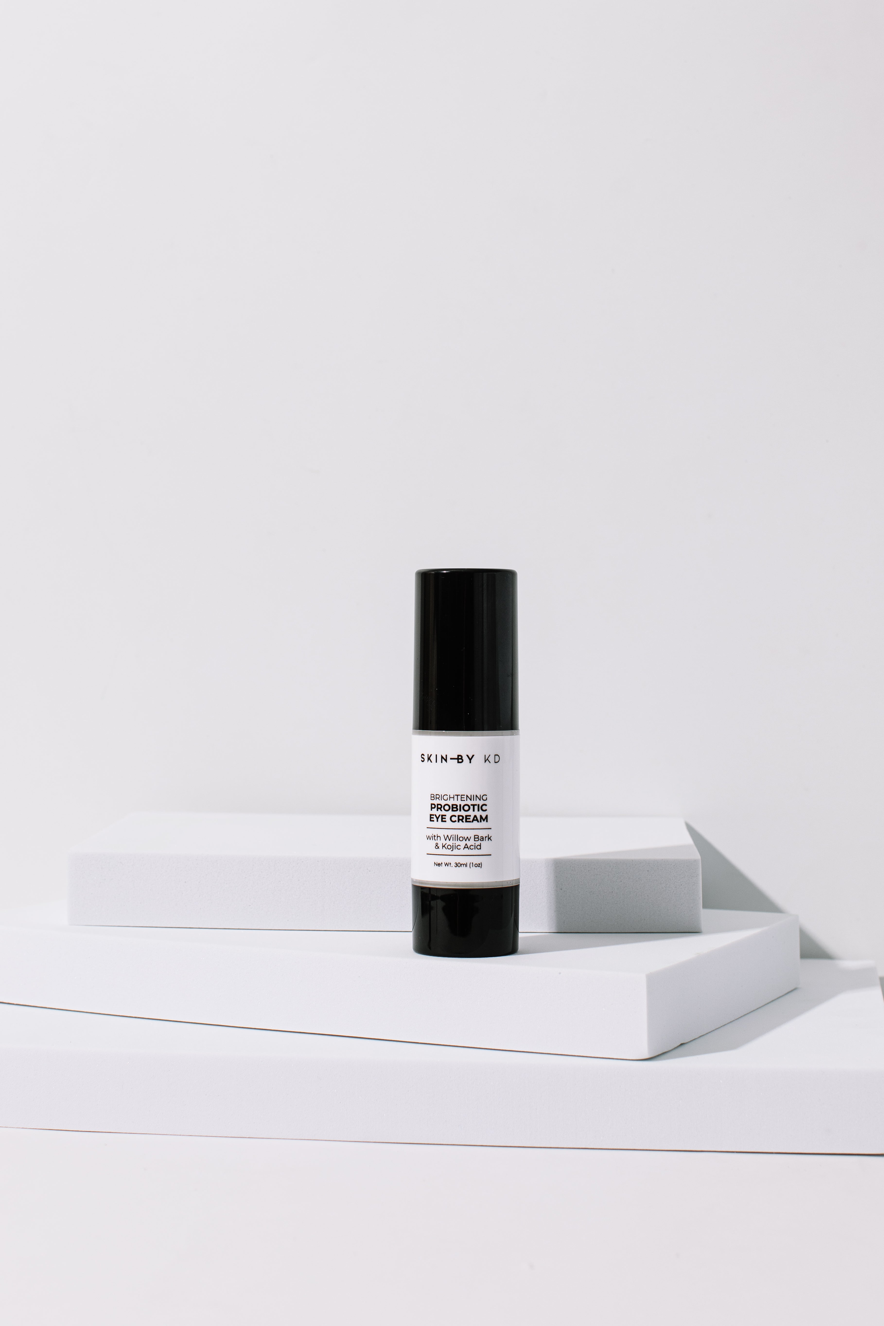 Brightening Probiotic Eye Cream with Willow Bark & Kojic Acid